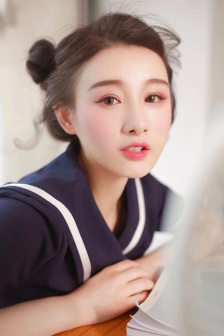 坤坤寒进桃子里
